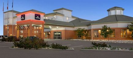 Royal Hotel Edmonton Airport Trademark Exterior