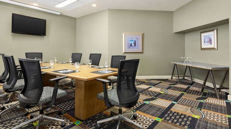 <b>Royal Hotel Edmonton Airport Trademark Meeting</b>. Images powered by <a href="https://iceportal.shijigroup.com/" title="IcePortal" target="_blank">IcePortal</a>.