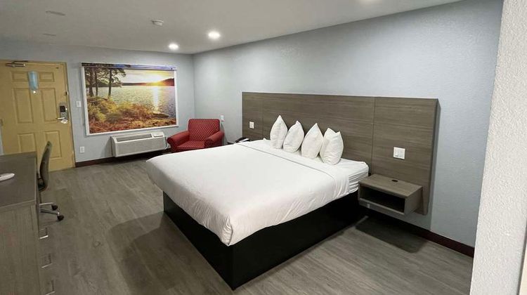 SureStay Hotel by Best Western Childress Room