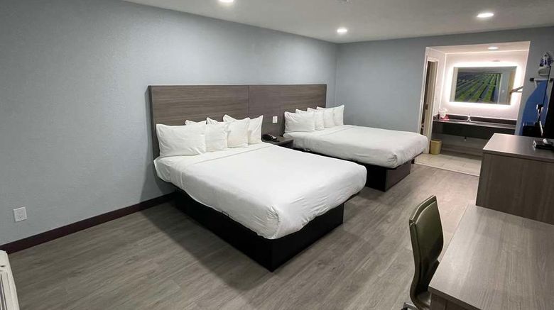 <b>SureStay Hotel by Best Western Childress Room</b>. Images powered by <a href="https://iceportal.shijigroup.com/" title="IcePortal" target="_blank">IcePortal</a>.