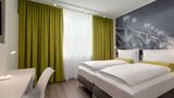 Super 8 by Wyndham Mainz Zollhafen Room