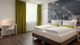 Super 8 by Wyndham Mainz Zollhafen Room