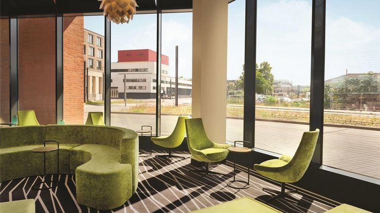Super 8 by Wyndham Mainz Zollhafen Lobby