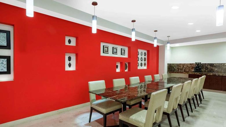 <b>Ramada Plaza by Wyndham Veracruz Meeting</b>. Images powered by <a href="https://iceportal.shijigroup.com/" title="IcePortal" target="_blank">IcePortal</a>.
