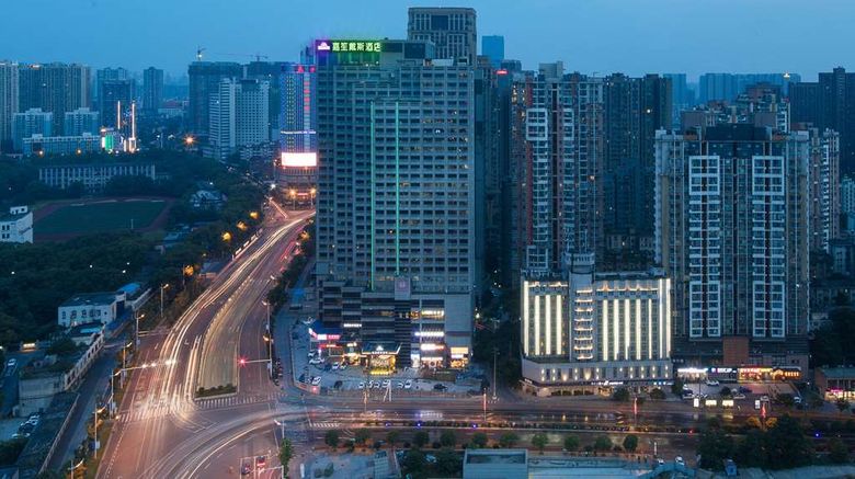 <b>Days Hotel by Wyndham Changsha Downtown Exterior</b>. Images powered by <a href="https://iceportal.shijigroup.com/" title="IcePortal" target="_blank">IcePortal</a>.