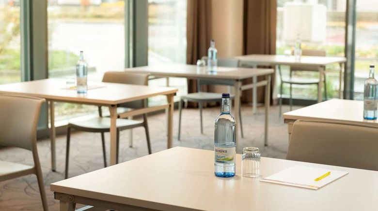 <b>Super 8 by Wyndham Augsburg Meeting</b>. Images powered by <a href="https://iceportal.shijigroup.com/" title="IcePortal" target="_blank">IcePortal</a>.