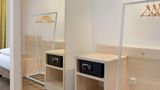 Super 8 by Wyndham Augsburg Room