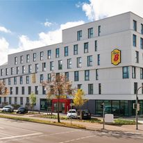 Super 8 by Wyndham Augsburg