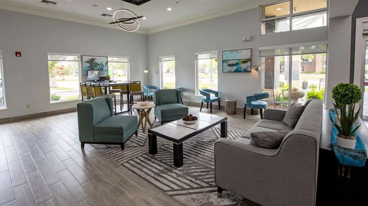 Best Western Plus Vermilion River Inn Lobby