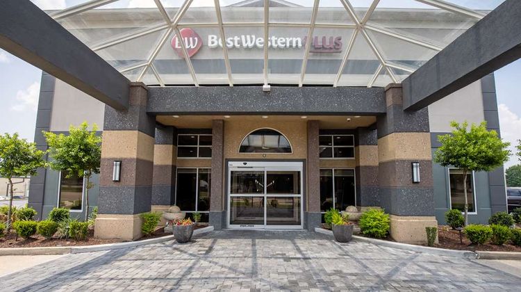 Best Western Plus Vermilion River Inn Exterior