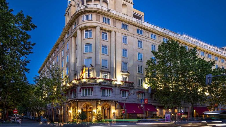 Wellington Hotel Exterior. Images powered by <a href="https://iceportal.shijigroup.com" target="_blank" rel="noopener">Ice Portal</a>.