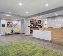 Hampton Inn & Suites D'Iberville Biloxi Lobby