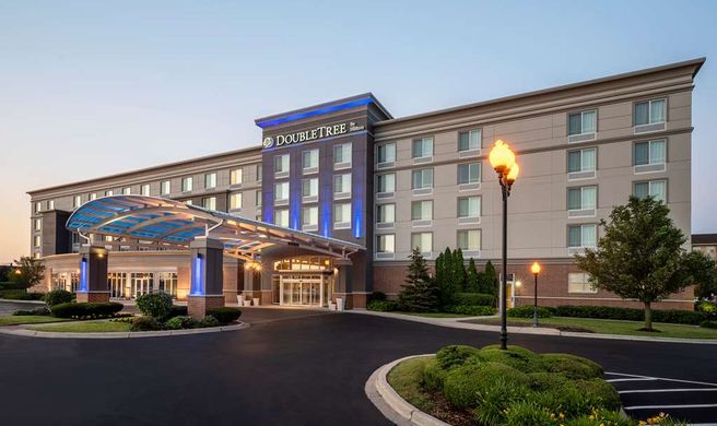 DoubleTree by Hilton Chicago Midway Apt Exterior