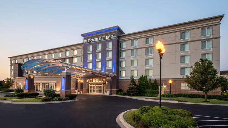 DoubleTree by Hilton Chicago Midway Apt Exterior