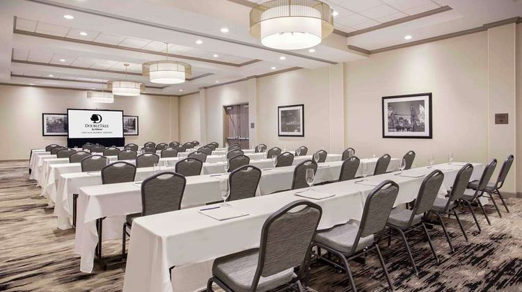 DoubleTree by Hilton Chicago Midway Apt Meeting