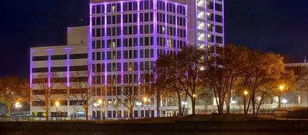 Embassy Suites by Hilton Riverfront Exterior