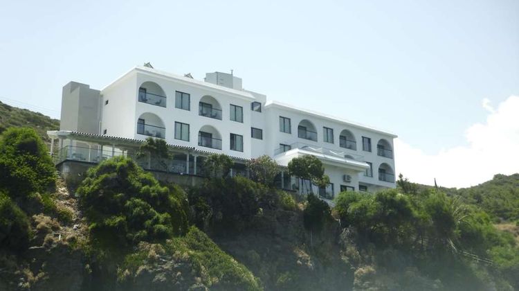 EJ Pyrgos Bay Hotel Exterior