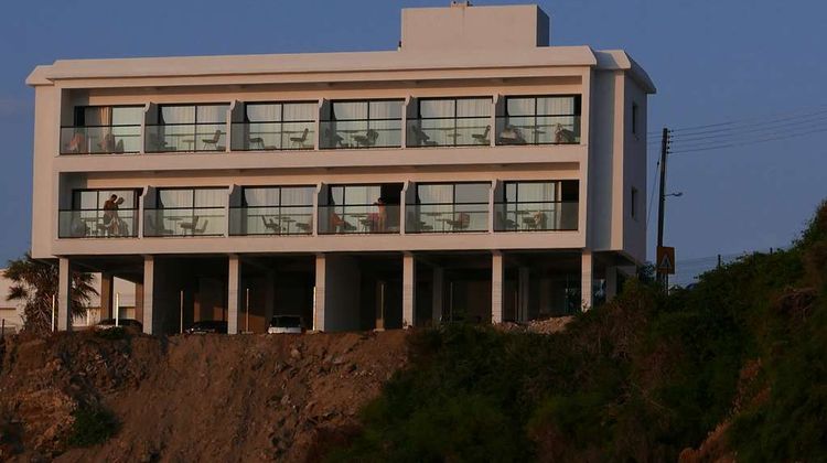 EJ Pyrgos Bay Hotel Exterior