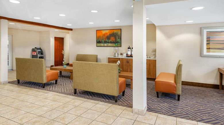 <b>Baymont by Wyndham Farmington Lobby</b>. Images powered by <a href="https://iceportal.shijigroup.com/" title="IcePortal" target="_blank">IcePortal</a>.