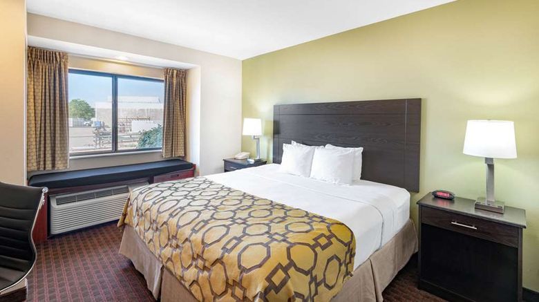 <b>Baymont by Wyndham Farmington Room</b>. Images powered by <a href="https://iceportal.shijigroup.com/" title="IcePortal" target="_blank">IcePortal</a>.