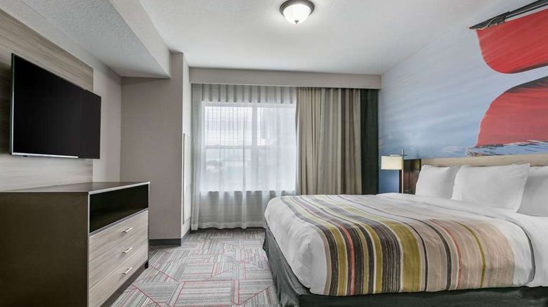<b>Clarion Pointe Suite</b>. Images powered by <a href="https://iceportal.shijigroup.com/" title="IcePortal" target="_blank">IcePortal</a>.