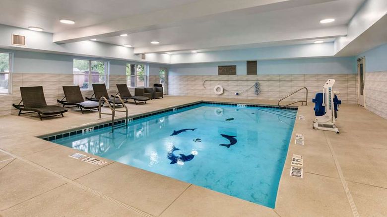 <b>Clarion Pointe Pool</b>. Images powered by <a href="https://iceportal.shijigroup.com/" title="IcePortal" target="_blank">IcePortal</a>.