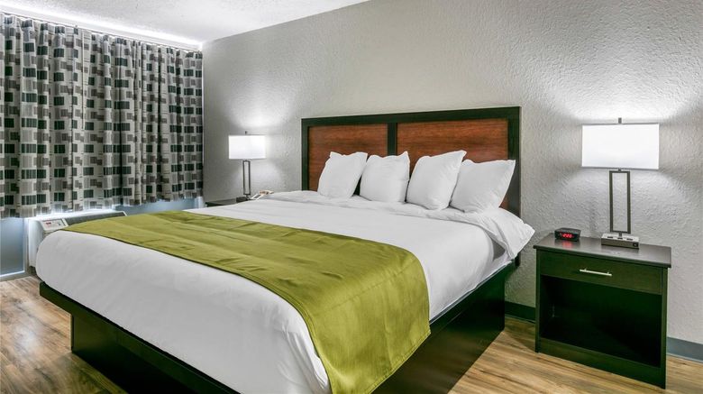 <b>Rodeway Inn Room</b>. Images powered by <a href="https://iceportal.shijigroup.com/" title="IcePortal" target="_blank">IcePortal</a>.