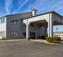 Econo Lodge Inn & Suites Exterior