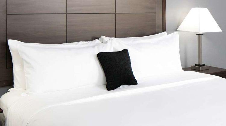 Red Lion Inn & Suites Post Falls Room