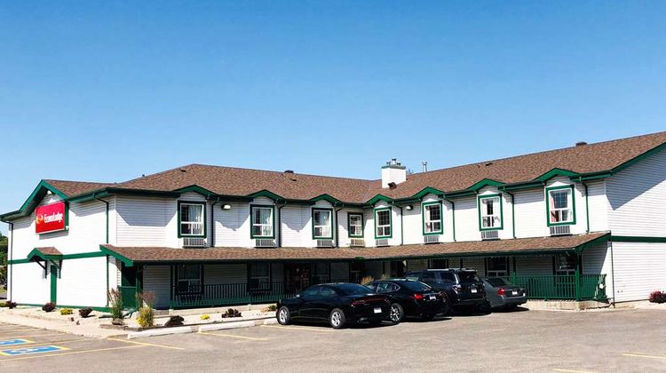 Econo Lodge Okotoks Exterior