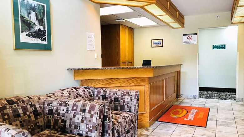 <b>Econo Lodge Okotoks Lobby</b>. Images powered by <a href="https://iceportal.shijigroup.com/" title="IcePortal" target="_blank">IcePortal</a>.