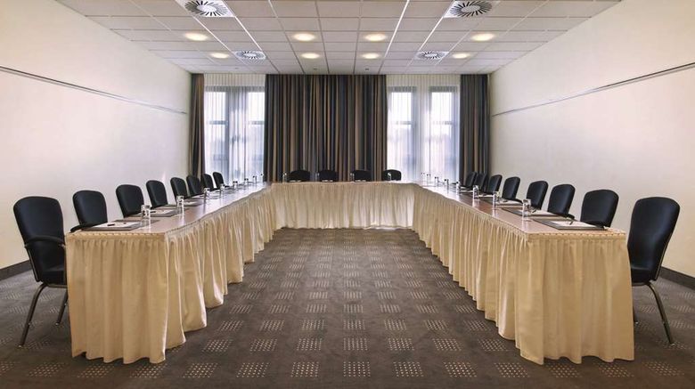 <b>Seminaris Hotel Nuremberg Restaurant</b>. Images powered by <a href="https://iceportal.shijigroup.com/" title="IcePortal" target="_blank">IcePortal</a>.