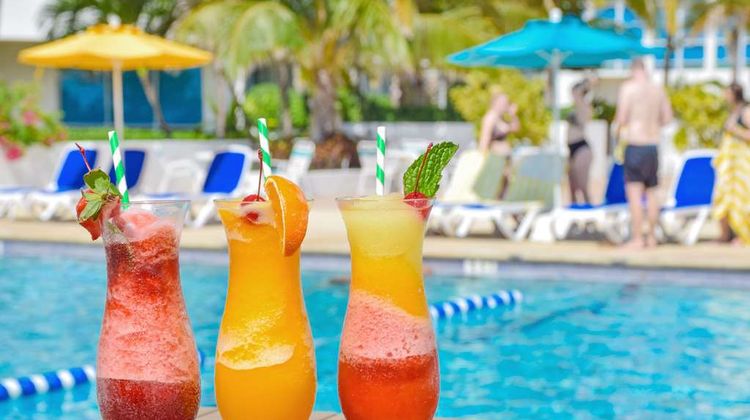 Seacoast Suites Hotel Pool
