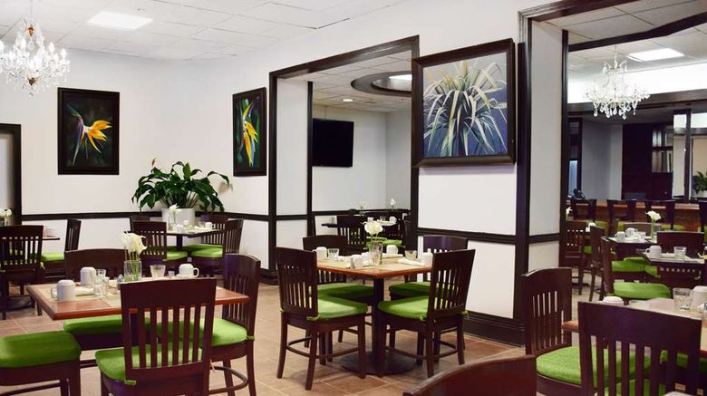 <b>Seacoast Suites Hotel Restaurant</b>. Images powered by <a href="https://iceportal.shijigroup.com/" title="IcePortal" target="_blank">IcePortal</a>.