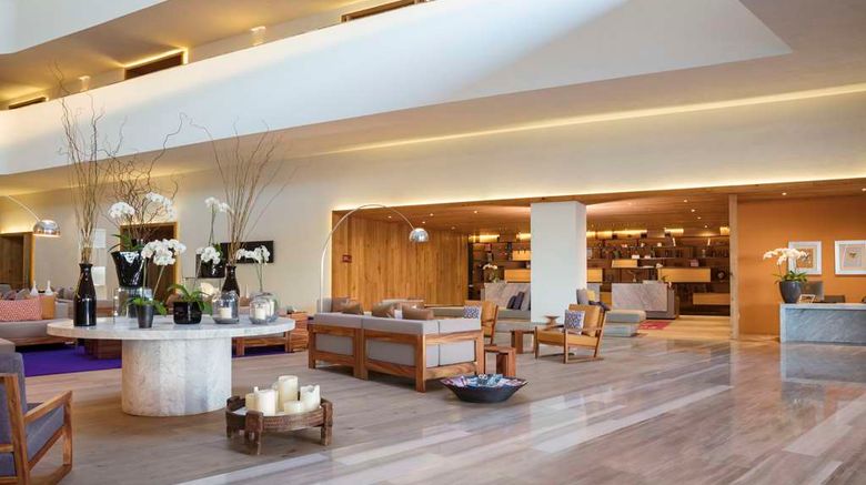 <b>Hyatt Centric Leon Campestre Lobby</b>. Images powered by <a href="https://iceportal.shijigroup.com/" title="IcePortal" target="_blank">IcePortal</a>.
