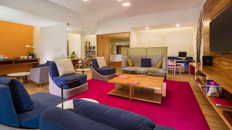 <b>Hyatt Centric Leon Campestre Lobby</b>. Images powered by <a href="https://iceportal.shijigroup.com/" title="IcePortal" target="_blank">IcePortal</a>.