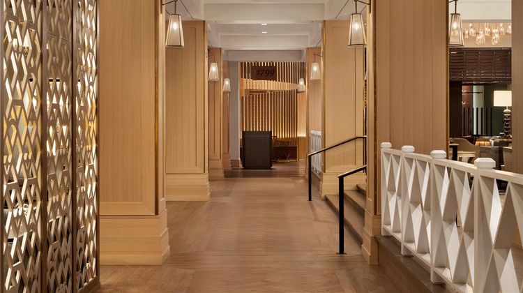 The Harpeth Downtown, Curio Collection Lobby