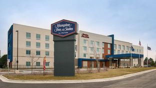 Hampton Inn & Suites Adrian