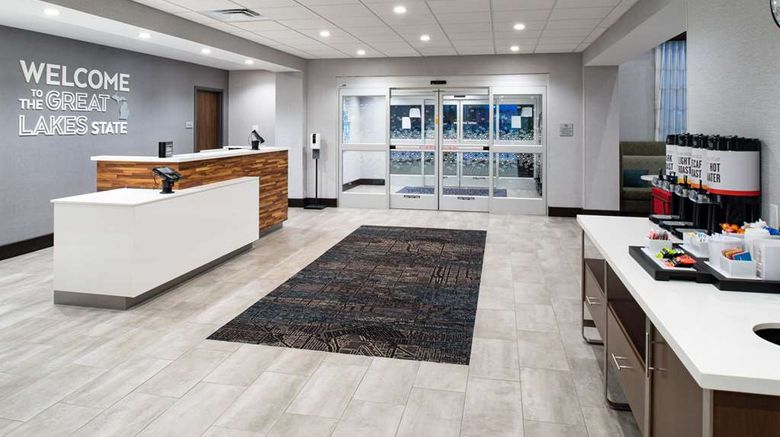 <b>Hampton Inn & Suites Adrian Lobby</b>. Images powered by <a href="https://iceportal.shijigroup.com/" title="IcePortal" target="_blank">IcePortal</a>.