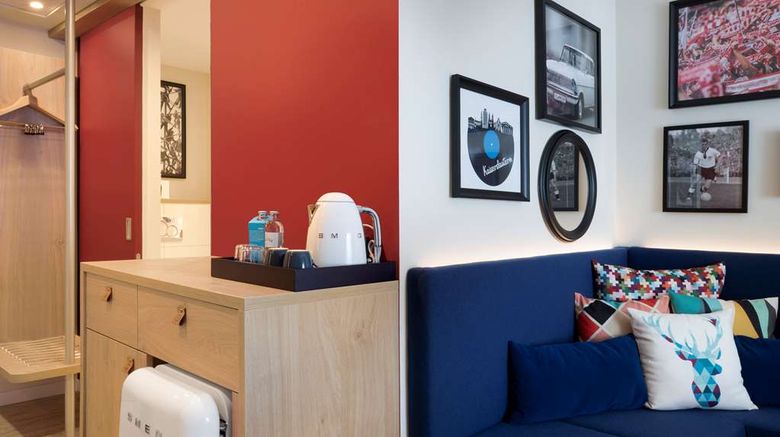 <b>Hampton by Hilton Kaiserslautern Room</b>. Images powered by <a href="https://iceportal.shijigroup.com/" title="IcePortal" target="_blank">IcePortal</a>.