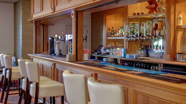 <b>The Monterey Hotel Sure Hotel Coll by BW Restaurant</b>. Images powered by <a href="https://iceportal.shijigroup.com/" title="IcePortal" target="_blank">IcePortal</a>.