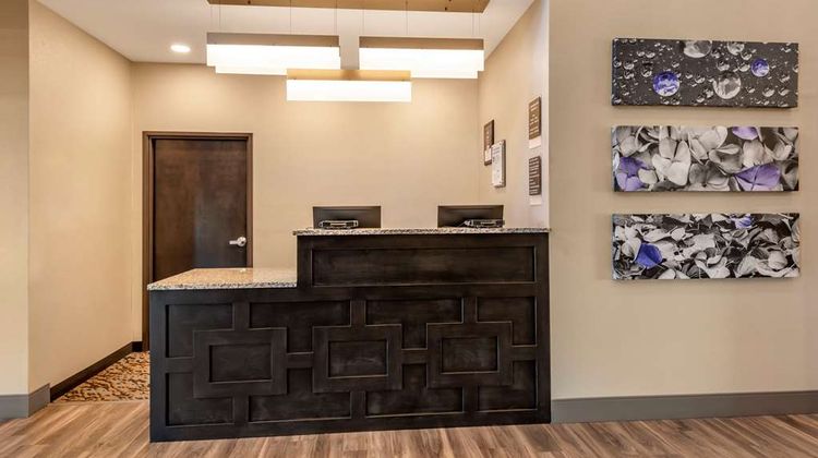 MainStay Suites Newberry-Crane Lobby