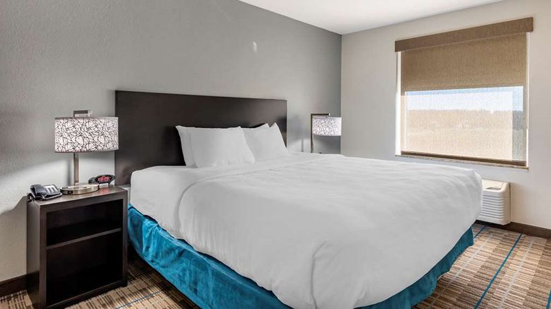 <b>MainStay Suites Newberry-Crane Suite</b>. Images powered by <a href="https://iceportal.shijigroup.com/" title="IcePortal" target="_blank">IcePortal</a>.