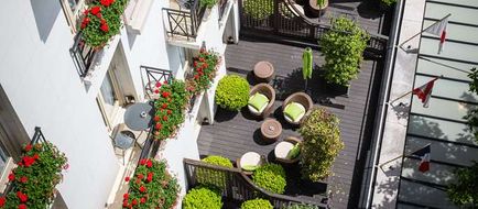 Hotel Napoleon Exterior