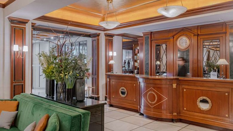 <b>Hotel Napoleon Lobby</b>. Images powered by <a href="https://iceportal.shijigroup.com/" title="IcePortal" target="_blank">IcePortal</a>.
