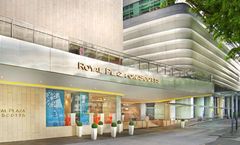 Royal Plaza on Scotts