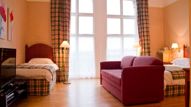 <b>Duke of Cornwall Hotel Room</b>. Images powered by <a href="https://iceportal.shijigroup.com/" title="IcePortal" target="_blank">IcePortal</a>.