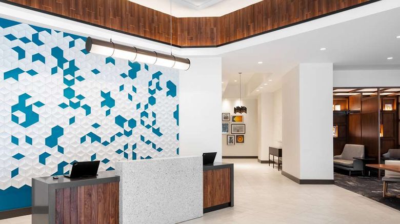 <b>Hyatt Place Atlanta Centennial Park Lobby</b>. Images powered by <a href="https://iceportal.shijigroup.com/" title="IcePortal" target="_blank">IcePortal</a>.