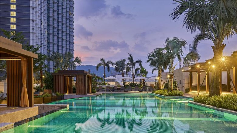 <b>Hyatt Regency Shenzhen Yantian Pool</b>. Images powered by <a href="https://iceportal.shijigroup.com/" title="IcePortal" target="_blank">IcePortal</a>.