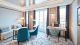 <b>Hotel Storchen Suite</b>. Images powered by <a href="https://iceportal.shijigroup.com/" title="IcePortal" target="_blank">IcePortal</a>.